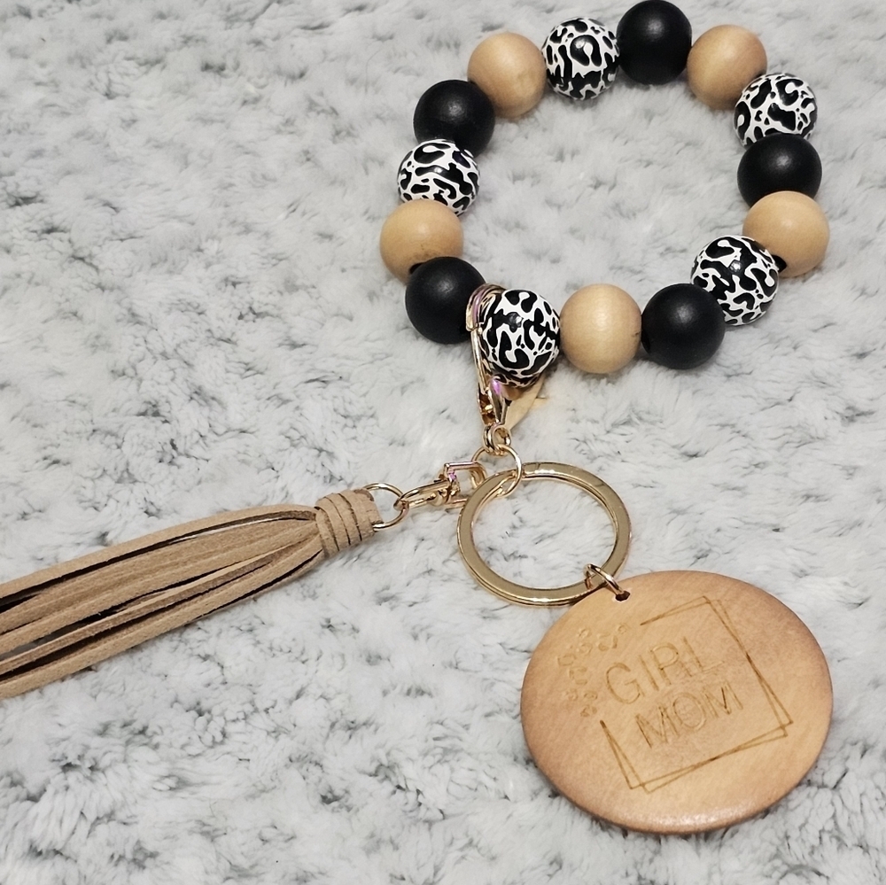 Leopard Wooden Beaded Wristlet Keychain With Girl Mom Disc